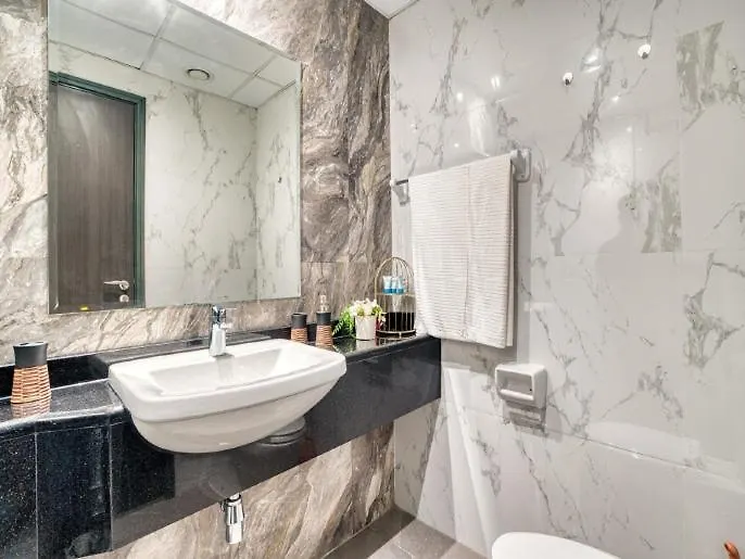 Elegant Studio With Burj Khalifa & Canal View - 1901 Dubai 0*,  United Arab Emirates